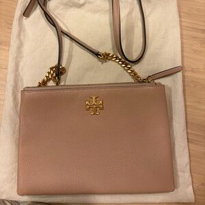 Tan Tory Burch crossbody purse